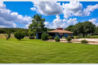 149 Bay Roc Lane, Runaway Bay, TX 76426 - Photo 8