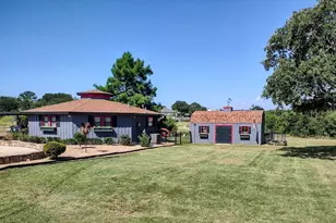 149 Bay Roc Ln, Runaway Bay, TX 76426 - Photo 4