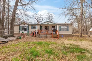 6601 Oakwood Lake Ct, Granbury, TX 76049 - Photo 2