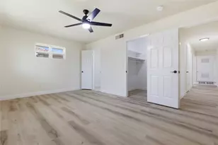 608 W Redbud Dr, Hurst, TX 76053 - Photo 18