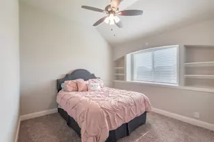 1309 Bunting Dr, Little Elm, TX 75068 - Photo 4