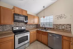 920 Danforth, Arlington, TX 76017 - Photo 10