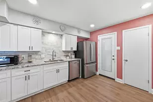 423 Charlotte St, Duncanville, TX 75137 - Photo 32