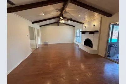 821 E Highway 199, Springtown, TX 76082 - Photo 6