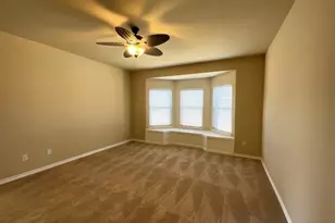 6020 Heather Dr, Grand Prairie, TX 75052 - Photo 16