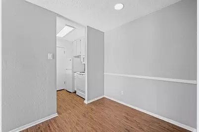 1810 N Garrett Avenue #206, Dallas, TX 75206 - Photo 8