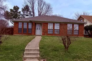 823 Blue Oak Dr, Lewisville, TX 75067 - Photo 1