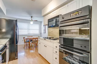 6304 Wakeland Court, Fort Worth, TX 76133 - Photo 14