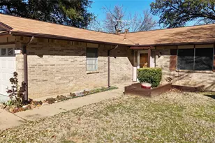 2600 Olympia Ct, Arlington, TX 76013 - Photo 1