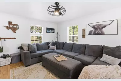 1205 Comanche Cove Drive, Granbury, TX 76048 - Photo 12