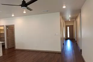 1401 Marshall St, Greenville, TX 75401 - Photo 4