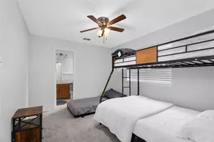 2422 Whispering Cove Cir, Garland, TX 75044 - Photo 10