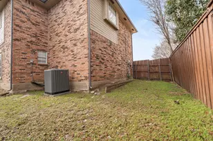 2422 Whispering Cove Cir, Garland, TX 75044 - Photo 24
