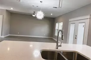 1806 Fuller St, Greenville, TX 75401 - Photo 4