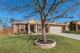 1323 Canyon Creek Rd, Wylie, TX 75098 - Photo 2