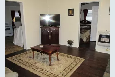 401 Sam Rayburn Drive #1, Bonham, TX 75418 - Photo 4