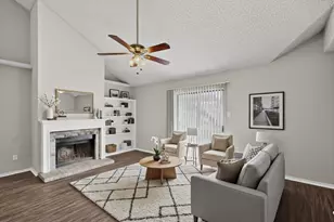 917 Richards Dr, Cedar Hill, TX 75104 - Photo 4