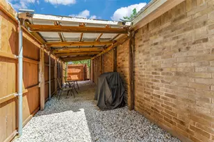 101 Creekpath Dr, Azle, TX 76020 - Photo 24