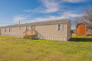 912 Skylark Dr, Granbury, TX 76049 - Photo 34