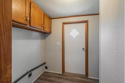 912 Skylark Drive, Granbury, TX 76049 - Photo 14
