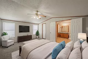 912 Skylark Dr, Granbury, TX 76049 - Photo 18