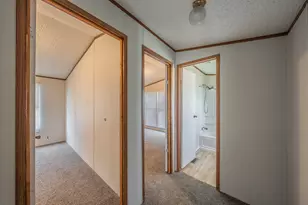 912 Skylark Dr, Granbury, TX 76049 - Photo 24