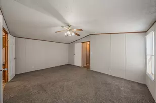 912 Skylark Dr, Granbury, TX 76049 - Photo 16