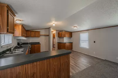 912 Skylark Drive, Granbury, TX 76049 - Photo 8