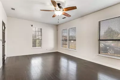 616 Wayne Street, Dallas, TX 75223 - Photo 4