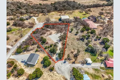 112 Valley View Court, Springtown, TX 76082 - Photo 2