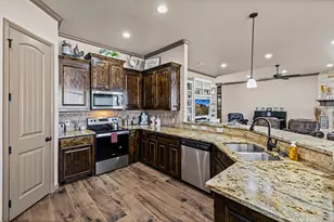 3215 White Horse Dr, Acton, TX 76049 - Photo 14