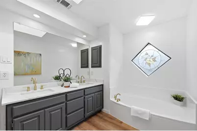 1528 Raleigh Drive, Carrollton, TX 75007 - Photo 8