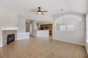 9693 Fairmont Dr, Frisco, TX 75035 - Photo 10