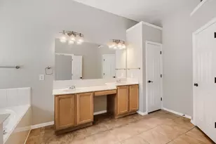 9693 Fairmont Dr, Frisco, TX 75035 - Photo 22