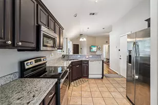 1603 Myrtle Dr, Little Elm, TX 75068 - Photo 14