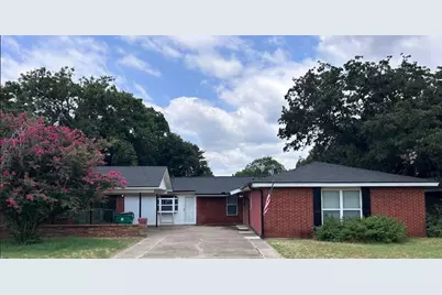 1510 Hulme Street, Bowie, TX 76230 - Photo 1