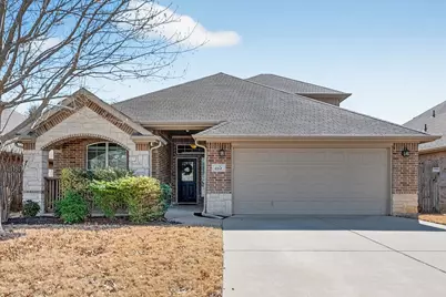 624 Hutchins, Crowley, TX 76036 - Photo 2