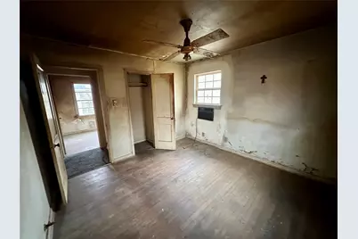 2918 Morning Avenue, Dallas, TX 75210 - Photo 12