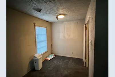 2918 Morning Avenue, Dallas, TX 75210 - Photo 10