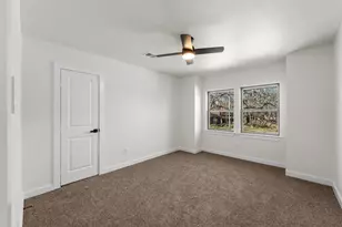 4706 El Brevo Ct, Arlington, TX 76017 - Photo 32