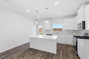 816 Whitmore Dr, Princeton, TX 75071 - Photo 4