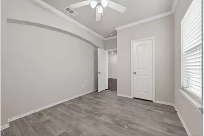 1142 Mahmoud Egal Drive, Irving, TX 75061 - Photo 16