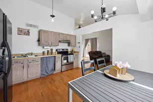 3812 Longmeadow Way, Fort Worth, TX 76133 - Photo 10