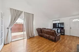 3812 Longmeadow Way, Fort Worth, TX 76133 - Photo 6