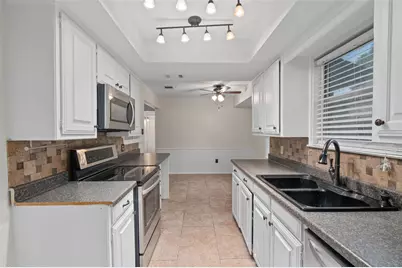 1304 Bradley Court, Cleburne, TX 76033 - Photo 2