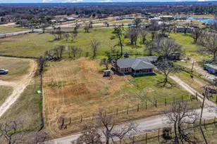 4404 County Rd 805B, Cleburne, TX 76031 - Photo 34