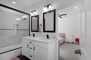 115 Labein Ave, Greenville, TX 75402 - Photo 18