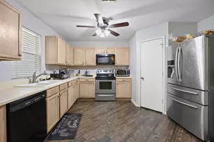 3604 Trickling Creek, McKinney, TX 75071 - Photo 4