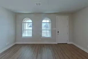 10381 Ft Ewell Trl, Crowley, TX 76036 - Photo 4