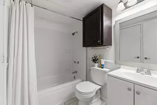 2301 Balsam Dr, Arlington, TX 76006 - Photo 14